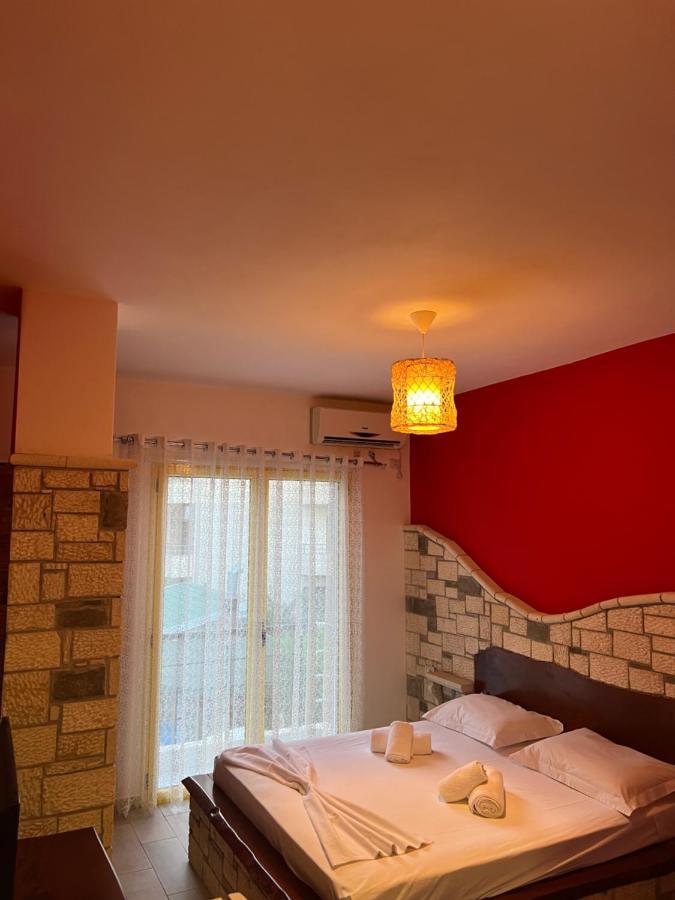 Hotel Adriatik Орикум Экстерьер фото