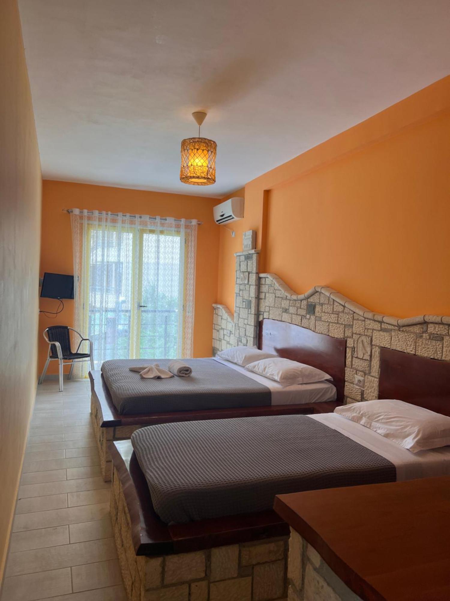 Hotel Adriatik Орикум Экстерьер фото