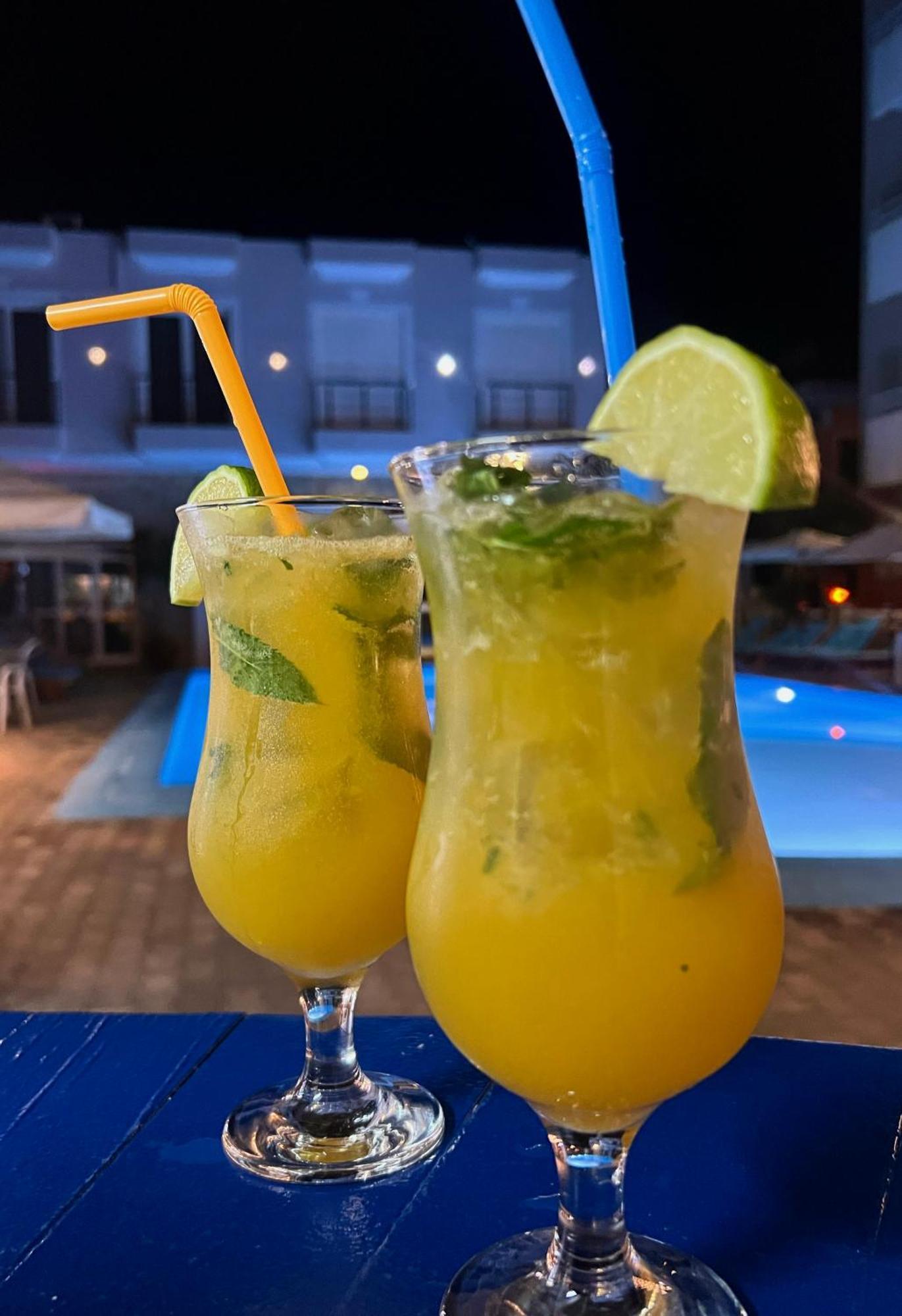 Hotel Adriatik Орикум Экстерьер фото